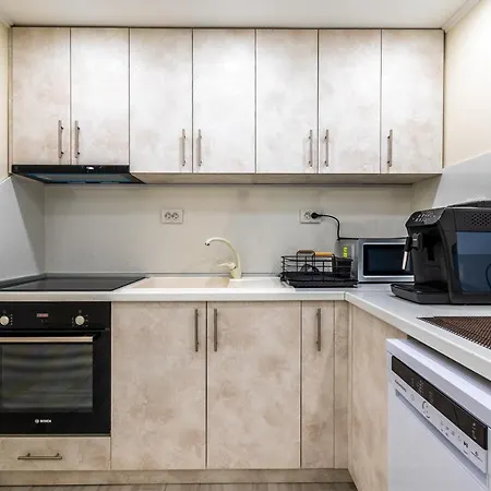 Sweet Apartment *